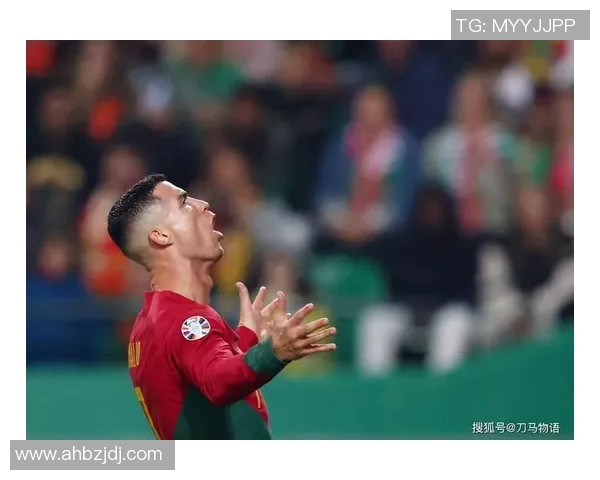 足球明星C罗的经典动作解析与技巧分享