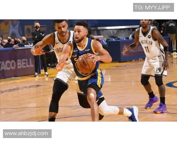 AC米兰与都灵的精彩对决结果揭晓球迷热议比赛亮点与表现 AC米兰与都灵的精彩对决结果揭晓球迷热议比赛亮点与表现