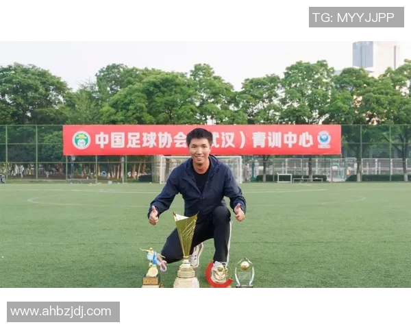 中国足球队主教练战绩分析及其对球队发展的影响探讨