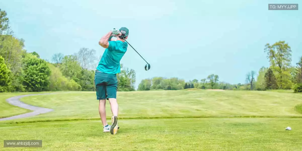 💻【直播平台】实时弹幕互动，你不是一个人在观赛！